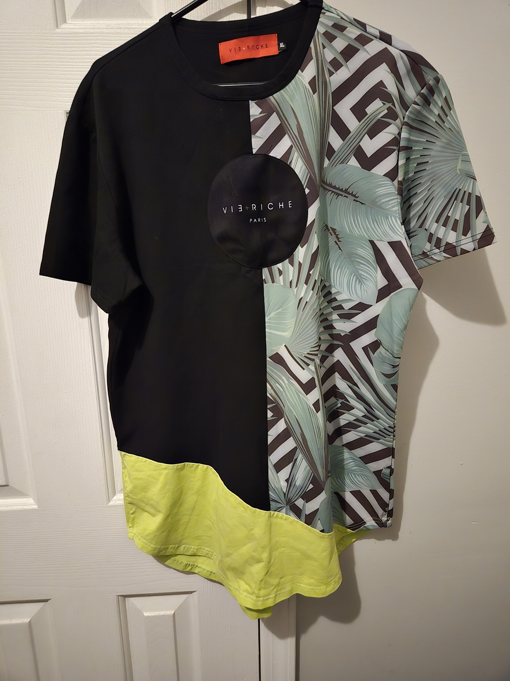 Men's Short Sleeve Colorblock & Palm Print Tee - Black/Mint/Neon Yellow